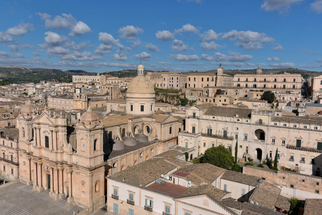 Palazzo Trigona Dependance Hotel Noto Ngoại thất bức ảnh